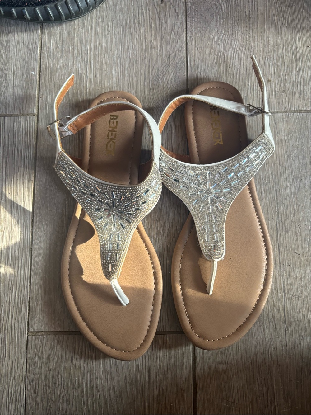 BENEKER Rhinestone T-Strap Sandals — Size 8